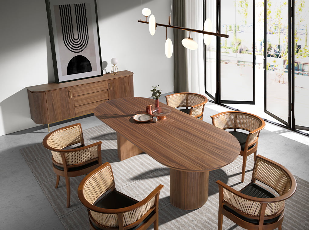 Mesa de comedor de roble con soporte metálico