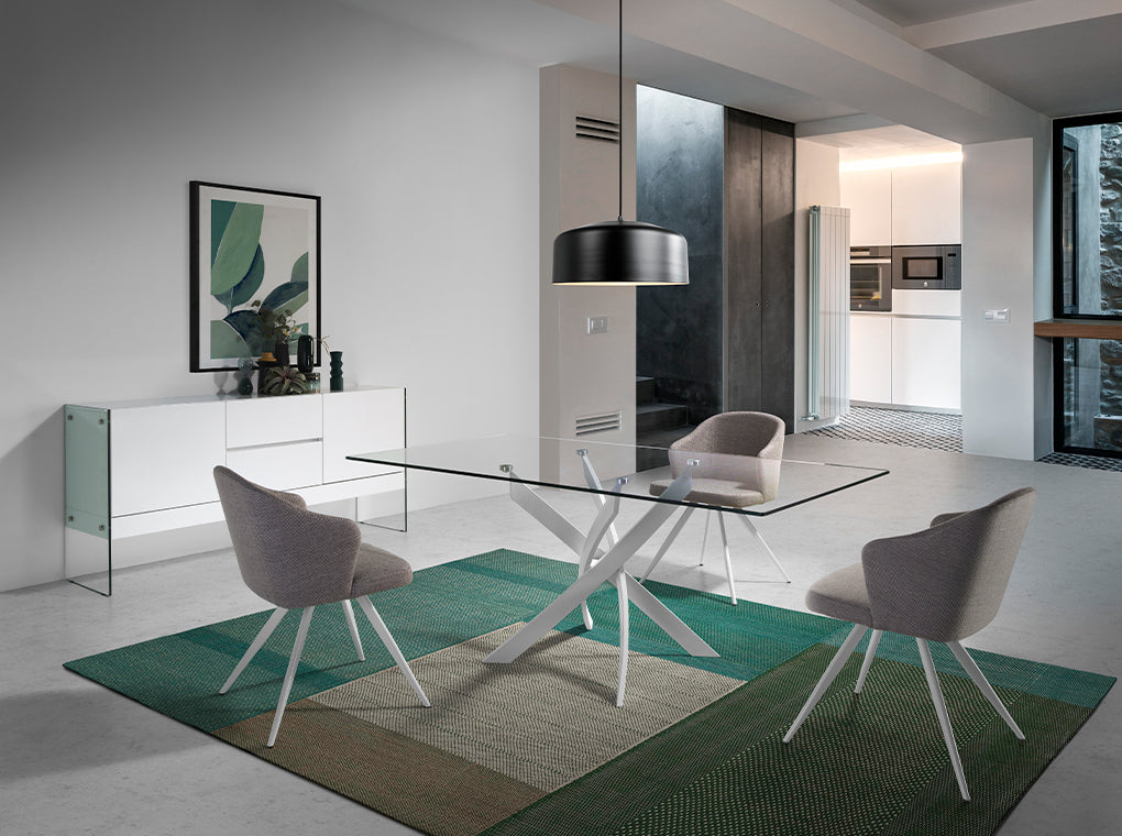 Mesa de comedor de vidrio con patas de acero 140x95