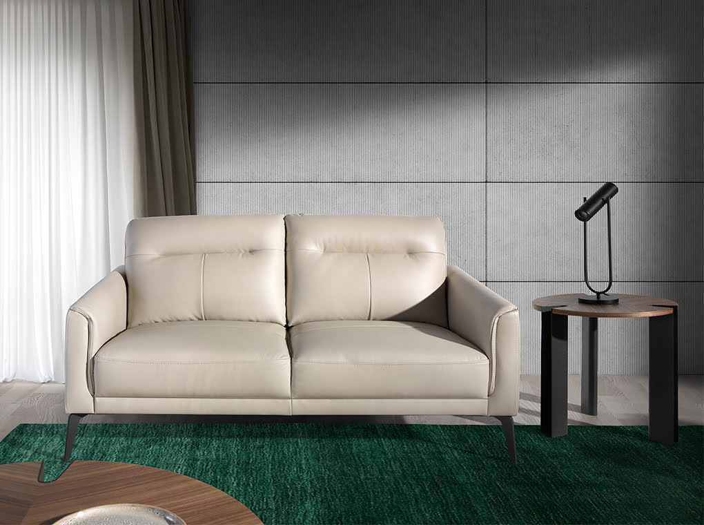 Mesa lateral de roble con soporte metálico