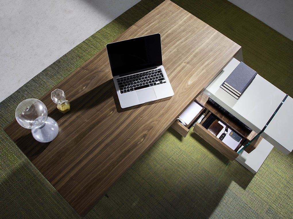 Oficina de Diseño Moderno en Nogal y Cristal Angel Cerdá