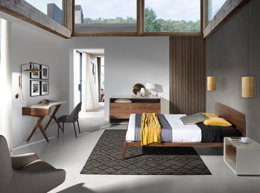 Escritorio de Nogal con Tablero de MDF Gris Perlado de Angel Cerdá