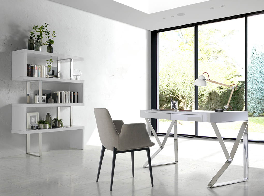 Biblioteca Blanca de Acero con Diseño Moderno Angel Cerdá