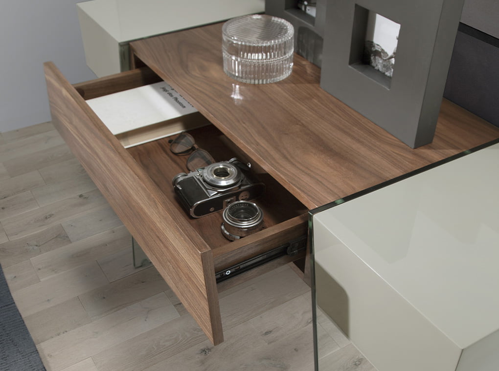 Consola de Nogal y Cristal con Diseño Moderno Angel Cerdá