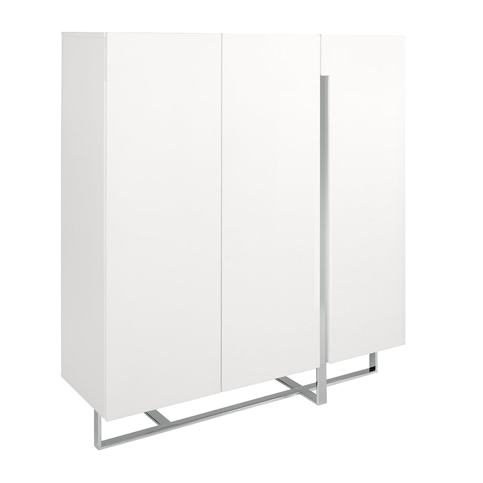 Cómoda blanca con patas de acero Angel Cerdá