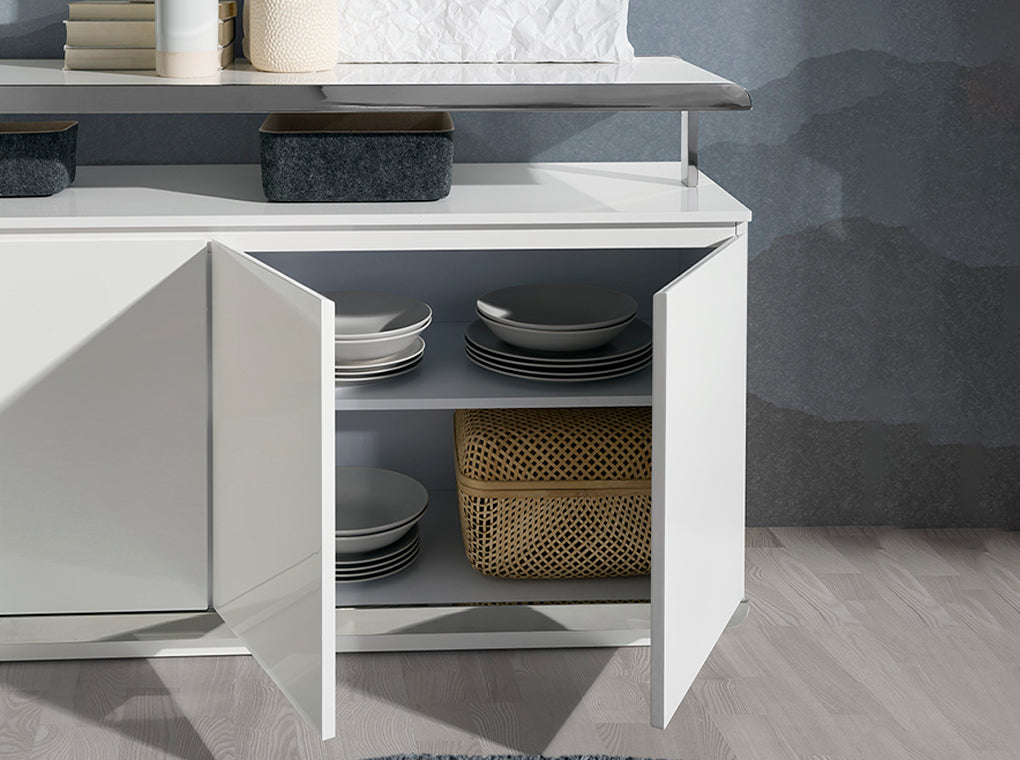 Cómoda blanca con estructura de acero Angel Cerdá