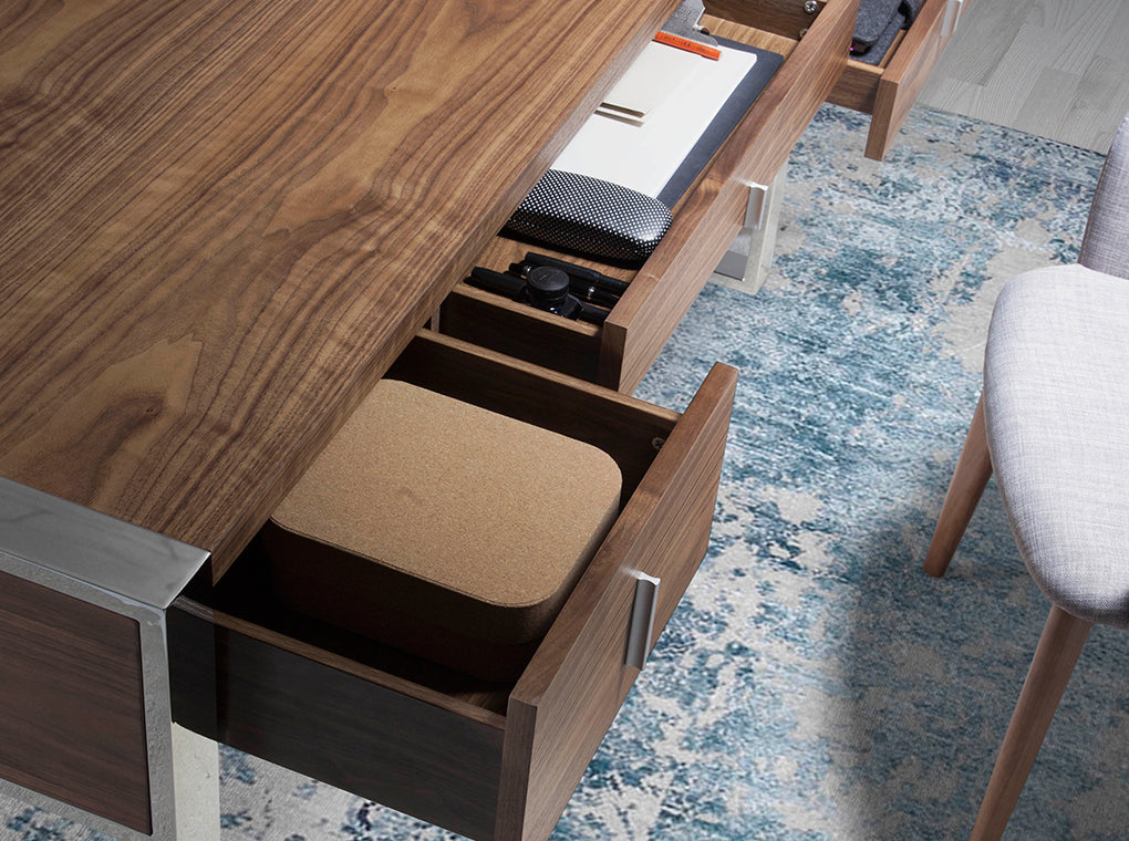 Escritorio de Nogal con Estructura de Acero Cromado Angel Cerdá