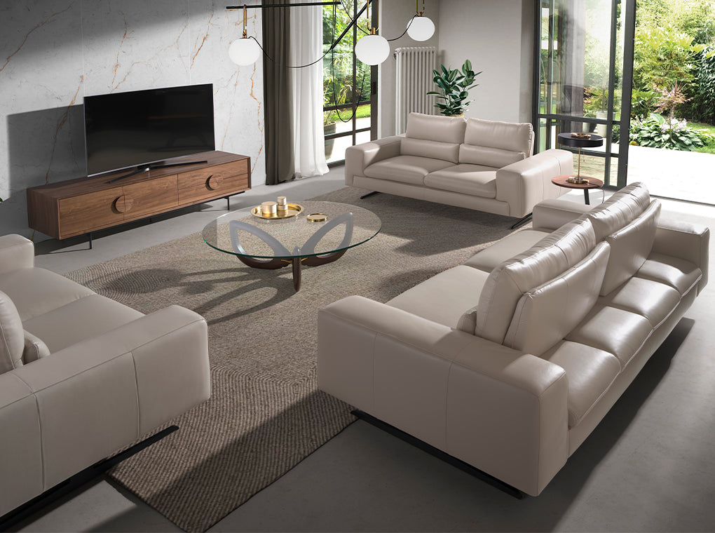 Cómoda de TV de madera de nogal con patas de acero negro Angel Cerdá