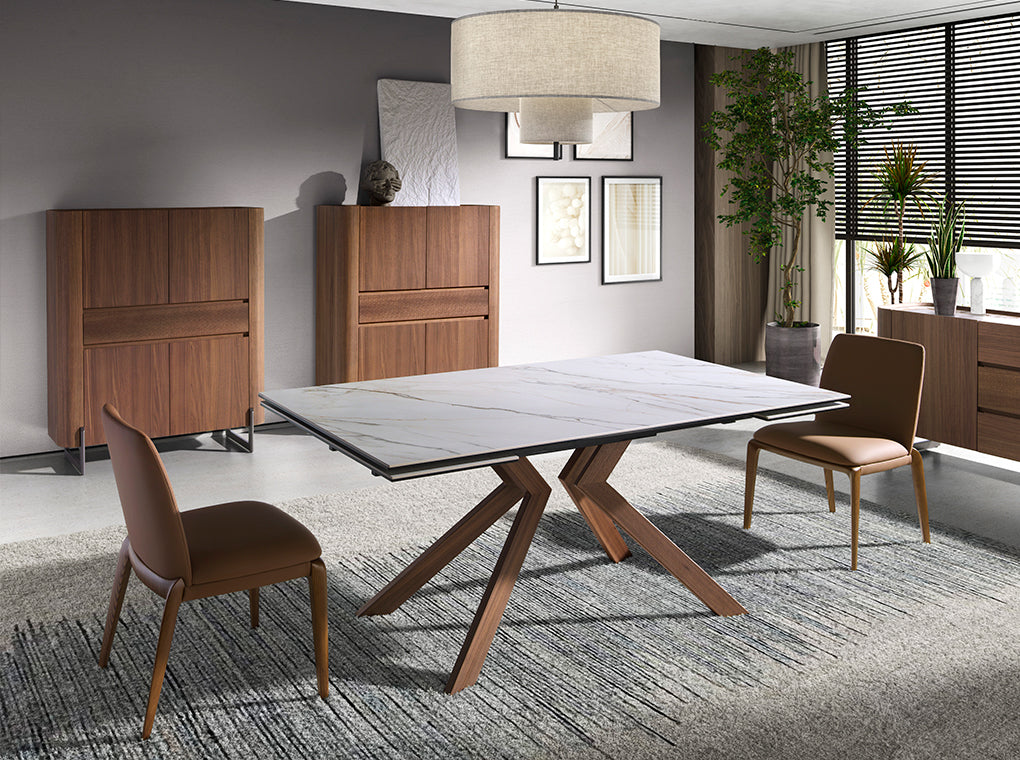 Cómoda alta de Nogal con Soporte Metálico Angel Cerdá