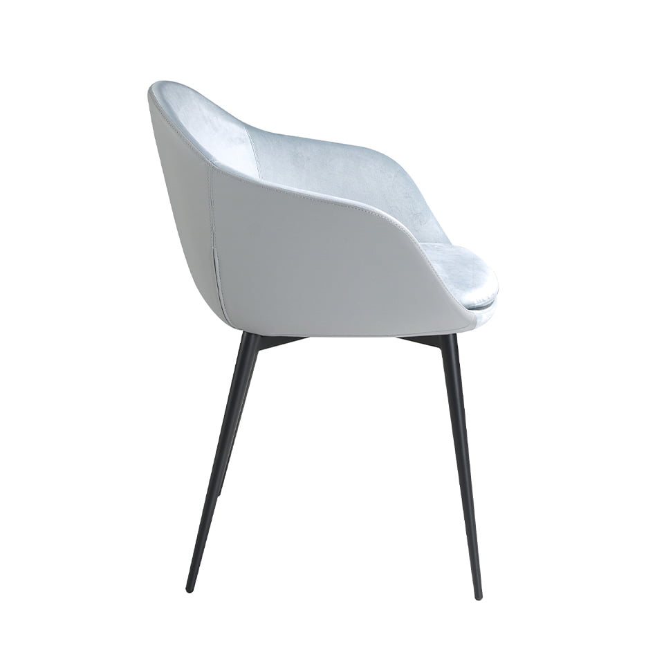 Silla tapizada con material textil y eco-cuero con patas de acero negro