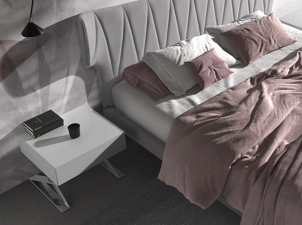 Mesa de noche con patas de lámina de acero Angel Cerdá