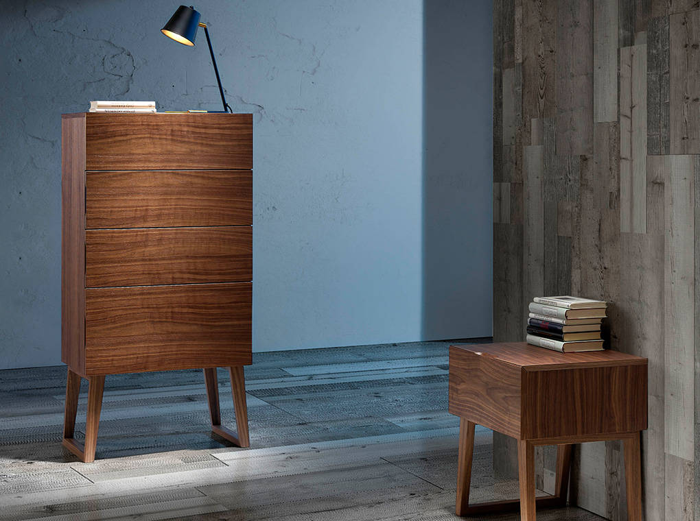 Cómoda de Nogal con 4 cajones Angel Cerdá