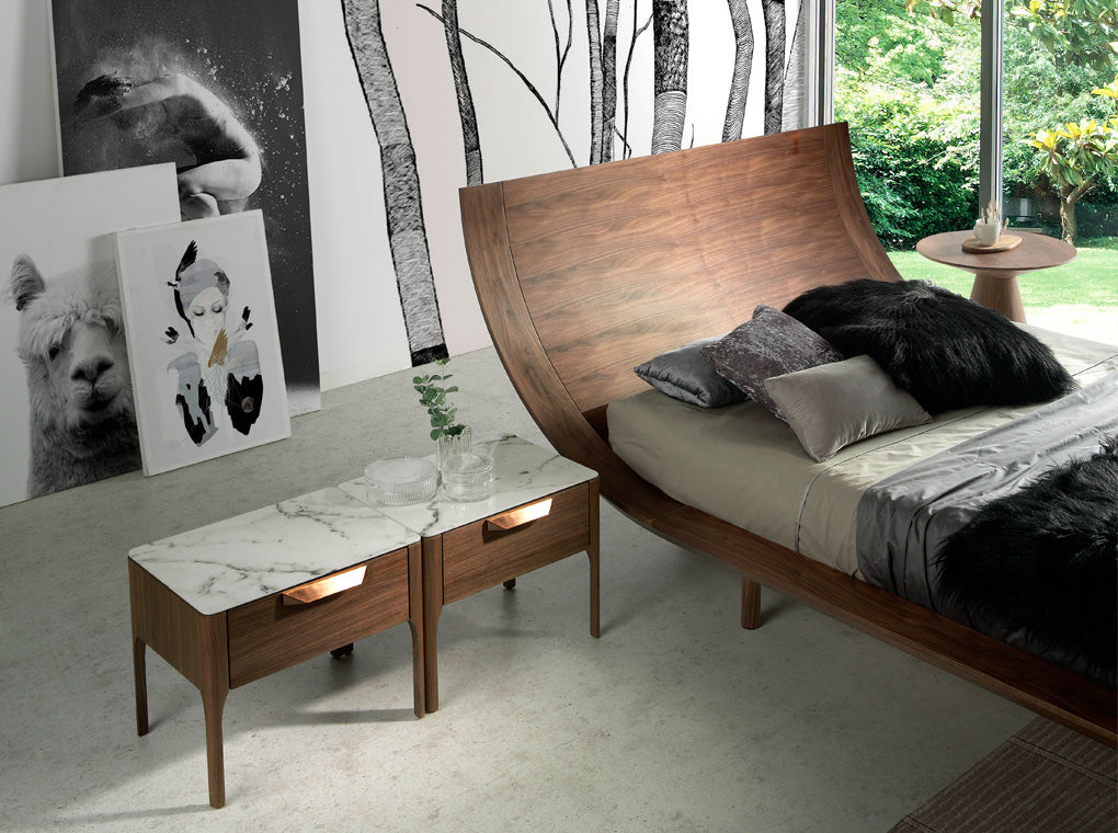 Mesa de noche de Nogal y Fibra de Vidrio con efecto de Mármol Angel Cerdá