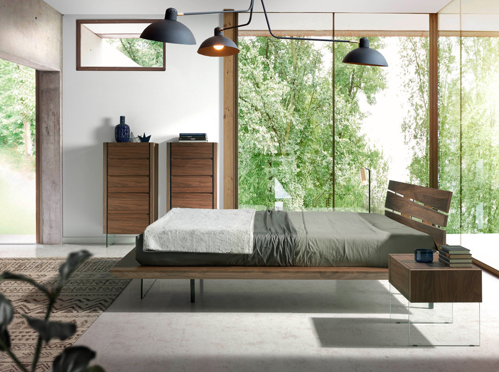 Mesa de noche de Nogal y Cristal con Cajón Suave Angel Cerdá