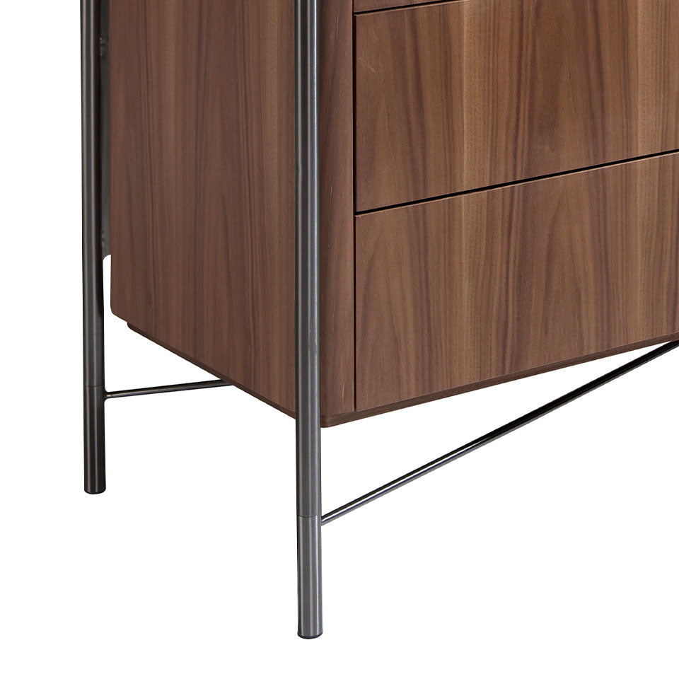 Cómoda de madera de nogal con cajones y soporte metálico Angel Cerdá