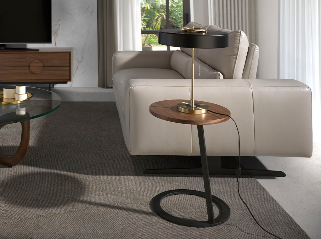 Lámpara de aluminio dorado y negro