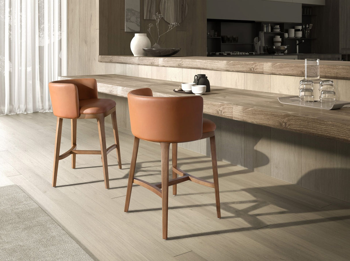 Taburete moderno marrón en polipiel y madera nogal | Luxet.es