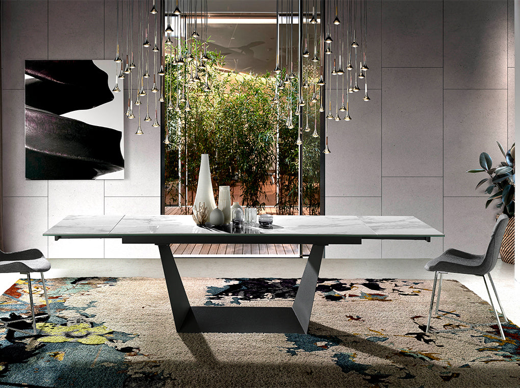 Mesa de comedor de porcelana con extensiones laterales de Angel Cerdá