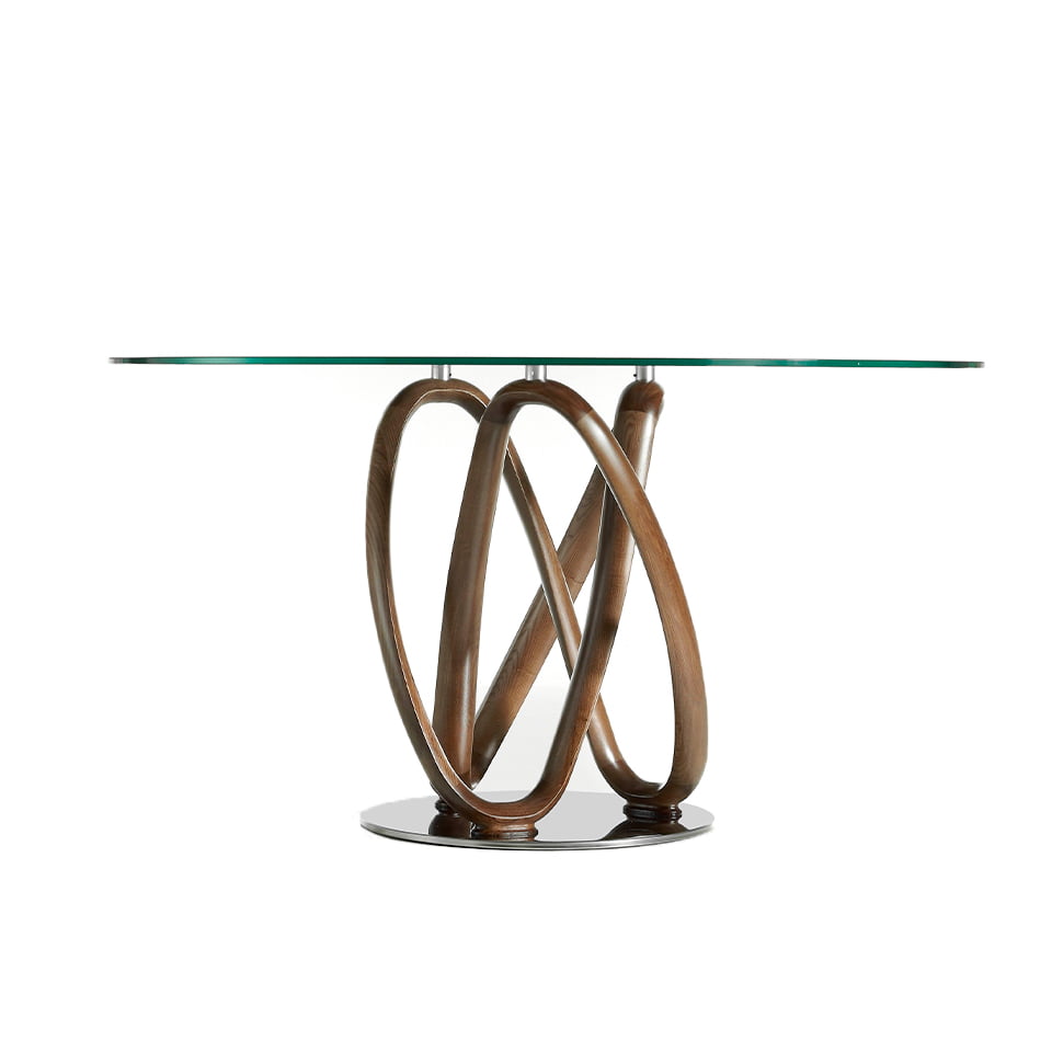 Mesa de comedor de roble con soporte metálico de Angel Cerdá.