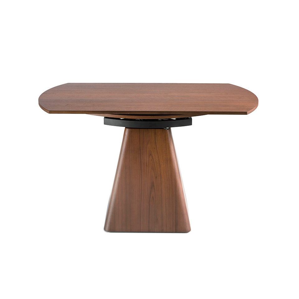 Mesa de comedor de nogal con base de pirámide cuadrada de Angel Cerdá.