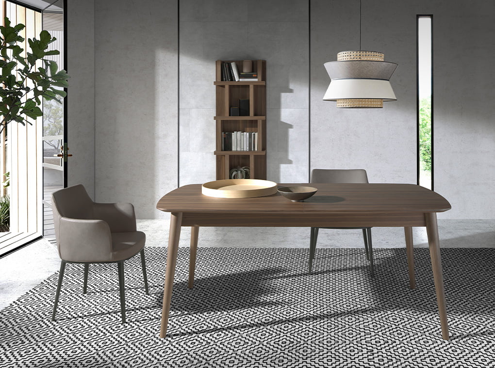 Mesa de comedor extensible de nogal Angel Cerdá