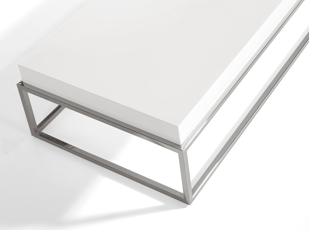 Mesa de café de madera blanca con soporte metálico Angel Cerdá