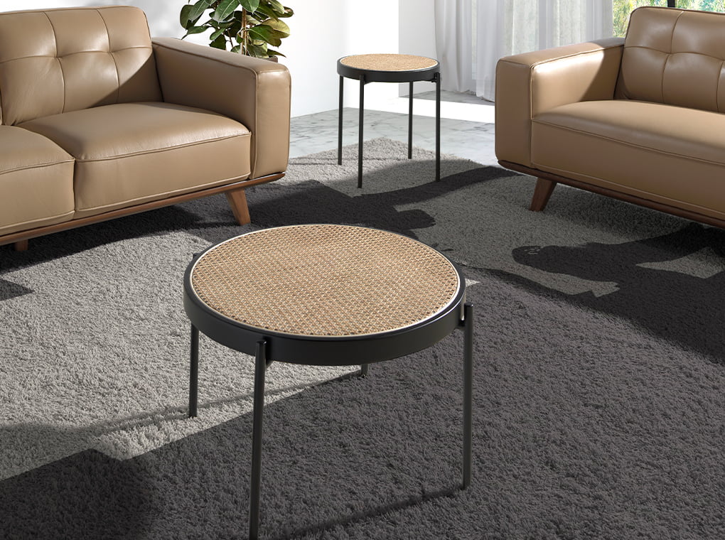 Mesa de café redonda de mimbre con soporte metálico Angel Cerdá