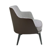 Sillón tapizado con modelo Houndstooth de Angel Cerdá
