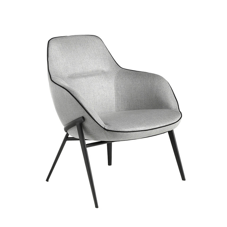 Sillón tapizado en tela gris y estructura de acero negro Angel Cerdá
