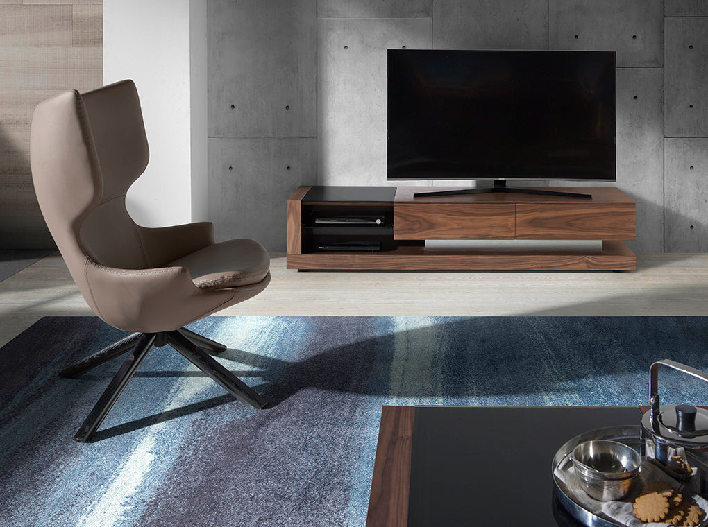 Silla giratoria de madera de Wenge Angel Cerdá - Piel ecológica Mink y cojín en el asiento