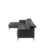 El sofá con chaise longue de cuero negro de vaca Angel Cerdá.