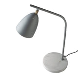 Lámpara de mesa de mármol blanco y acero gris Angel Cerdá